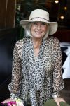 Amsterdam 1 juli 2022
Onthulling kunstwerk met daarop Willy Alberti en Johnny Kraaijkamp bij hotel Americain.
Aanwezig de kinderen Tonny Alberti en Willeke Alberti en Johnny Kraaijkamp en Sanne Kraaijkamp. Willeke met Frits Huffnagel en Imca Marina