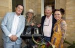 Amsterdam 1 juli 2022
Onthulling kunstwerk met daarop Willy Alberti en Johnny Kraaijkamp bij hotel Americain.
Aanwezig de kinderen Tonny Alberti en Willeke Alberti en Johnny Kraaijkamp en Sanne Kraaijkamp