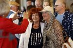 Amsterdam 1 juli 2022
Onthulling kunstwerk met daarop Willy Alberti en Johnny Kraaijkamp bij hotel Americain.
Aanwezig de kinderen Tonny Alberti en Willeke Alberti en Johnny Kraaijkamp en Sanne Kraaijkamp. Willeke en Imca Marina