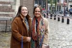 Amsterdam 8 juni 2022
Xandra Brood met dochter Lola Brood bij event Majoor Boshardt op de wallen . Ook koningin Maxima is aanwezig