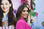 Amsterdam 3 juli 2022
Premiere de Grote slijmfilm in pathe Arena .
Yolanthe Cabau v Kasbergen kwam met haar zoontje Xess Xava en Jessey Sneijder