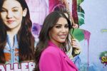 Amsterdam 3 juli 2022
Premiere de Grote slijmfilm in pathe Arena .
Yolanthe Cabau v Kasbergen kwam met haar zoontje Xess Xava en Jessey Sneijder