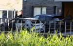 Almere 4 juni 2023
Bij Ali B voor de deur van zijn huis zijn s nachts 2 autos uitgebrand. Een Mercedes AKlasse en een Range Rover Sport . De Bentley Bentega van Ali B had geen schade