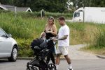 Vinkeveen 20 juini 2023
Gaby BLaaser en haar vriend Robin komen bij the Harbour Club naar buiten met hun pasgeboren dochter Isabella . Het was de eerste keer dat Isabella met haar ouders en uitje had. Ze was precies 1 week oud.
