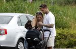 Vinkeveen 20 juini 2023
Gaby BLaaser en haar vriend Robin komen bij the Harbour Club naar buiten met hun pasgeboren dochter Isabella . Het was de eerste keer dat Isabella met haar ouders en uitje had. Ze was precies 1 week oud.