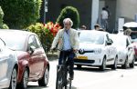 Amsterdam 19 juni 2023
Gijs Scholten v Aschat zingend op de fiets