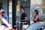 Huizen Bussum 17 juni 2023
Jeroen Rietbergen doet boodschappen en rijdt daarna weer naar het huis van zijn vriendin Linda de Mol
