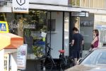 Huizen Bussum 17 juni 2023
Jeroen Rietbergen doet boodschappen en rijdt daarna weer naar het huis van zijn vriendin Linda de Mol