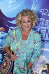 Amsterdam 24 juni 2023
Premiere TIENER MET TENTAKELS in Pathe Arena .
Karin Bloemen