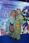 Amsterdam 24 juni 2023
Premiere TIENER MET TENTAKELS in Pathe Arena .
Karin Bloemen en Carolien Spoor