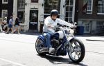 Amsterdam 5 juni 2023
Koen Verweij op een hele dikke Harley Davidson.