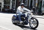 Amsterdam 5 juni 2023
Koen Verweij op een hele dikke Harley Davidson.