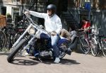 Amsterdam 5 juni 2023
Koen Verweij op een hele dikke Harley Davidson.