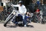 Amsterdam 5 juni 2023
Koen Verweij op een hele dikke Harley Davidson.