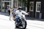 Amsterdam 5 juni 2023
Koen Verweij op een hele dikke Harley Davidson.