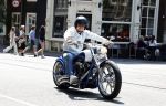 Amsterdam 5 juni 2023
Koen Verweij op een hele dikke Harley Davidson.