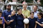Schevenigen 23 juni 2023
Hare Majesteit Koningin Maxima bezocht het erfgoedpark Loosduinen in Den Haag.
Oa burgemeetser jan v Zanen was daarbij aanwezig.