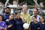 Schevenigen 23 juni 2023
Hare Majesteit Koningin Maxima bezocht het erfgoedpark Loosduinen in Den Haag.
Oa burgemeetser jan v Zanen was daarbij aanwezig.