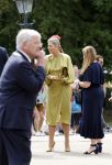 Schevenigen 23 juni 2023
Hare Majesteit Koningin Maxima bezocht het erfgoedpark Loosduinen in Den Haag.
Oa burgemeetser jan v Zanen was daarbij aanwezig.