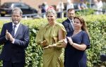 Schevenigen 23 juni 2023
Hare Majesteit Koningin Maxima bezocht het erfgoedpark Loosduinen in Den Haag.
Oa burgemeetser jan v Zanen was daarbij aanwezig.