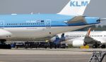 Schiphol 31 mei 2023
Koning Willem Alexander Koningin Mxima en Prinses Amalia vliegen met het regeringsvliegtuig naar Jordanie waar trouwerij van Prins van Jordanie is.