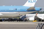 Schiphol 31 mei 2023
Koning Willem Alexander Koningin Mxima en Prinses Amalia vliegen met het regeringsvliegtuig naar Jordanie waar trouwerij van Prins van Jordanie is.