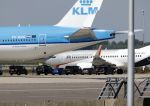 Schiphol 31 mei 2023
Koning Willem Alexander Koningin Mxima en Prinses Amalia vliegen met het regeringsvliegtuig naar Jordanie waar trouwerij van Prins van Jordanie is.