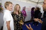 Amsterdam 10 juni 2023
Het 31e Amsterdam diner in AFAS Live tbv het Aidsfonds.
Linda de Mol kwam met Iebele v d Meulen  en werd opgevangen door prinses Mabel .