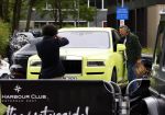 Amsterdam 1 juni 2023
Talkies terras award bij the Harbour Club .
Marcel Stolk bekijkt Rolls Royce