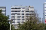 Amsterdam 16 juni 2023
Martin Garrix heeft het te koop staande appartement van Quincy Promes gekocht in intermezzo . Martin heeft daar meerdere penthouses.