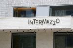 Amsterdam 16 juni 2023
Martin Garrix heeft het te koop staande appartement van Quincy Promes gekocht in intermezzo . Martin heeft daar meerdere penthouses.