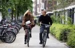 Amsterdam 1 juni 2023
Matthijs de Ligt en zijn vriendin Annekee Molenaar op de fiets in Amsterdam.
