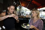 Amsterdam 21 juni 2023
Presentatie nieuwe boek van Bas Smit en Nicolette v Dam .
Nicolette v Dam en Douwe Bob