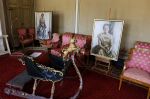 Soestdijk 15 juni 2023
Opnames van de grote sinterklaasfilm op paleis Soestdijk . Op kantoor staan nog foto's van oa Prins Berenhard en Prinses Juliana  ,de kluis en div Boeken