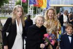 Amsterdam 1 juni 2023
Openingsavond van Holland festival in Amsterdam.
Aanwezig oa Prinses Beatrix Prinses Mabel en haar dochter Zaria.