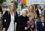Amsterdam 1 juni 2023
Openingsavond van Holland festival in Amsterdam.
Aanwezig oa Prinses Beatrix Prinses Mabel en haar dochter Zaria.
