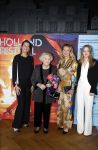 Amsterdam 1 juni 2023
Openingsavond van Holland festival in Amsterdam.
Aanwezig oa Prinses Beatrix Prinses Mabel en haar dochter Zaria.