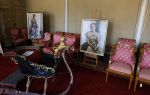 Soestdijk 15 juni 2023
Opnames van de grote sinterklaasfilm op paleis Soestdijk . Op kantoor staan nog foto's van oa Prins Berenhard en Prinses Juliana  ,de kluis en div Boeken