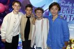 Amsterdam 24 juni 2023
Premiere TIENER MET TENTAKELS in Pathe Arena .
R.E.D. Boyband
