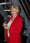 Amsterdam 5 juni 2023
Society Lunch 2023 in Club Hart in Amsterdam.
Ria Valk met partner