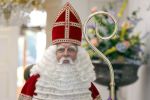 Soestdijk 15 juni 2023
Opnames van de grote sinterklaasfilm met oa Robert ten Brink Maxim Froger  Hans Klok Royce de Vries Martin v Waardenberg en Janny v d Heijden . Robert ten Brink als Sinterklaas