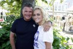 Amsterdam 21 juni 2023
Presentatie Holland zingt Hazes bij Strand Zuid.
De artiesten die volgend jaar mee gaaan doen zijn : Andre Hazes Jeroen v d Boom Douwe Bob Samantha Steenwijk Wolter Kroes en Jamai Looman .