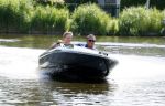 Zaanstad 23 juni 2023
Wolter Kroes met zijn Thomas aan het varen met een vet bootje.