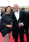 Amsterdam 8 juni 2024
Het Amsterdam diner in AFAS live . Vele Bekende mensen en zakenmensen kwamen naar het gala waar geld opgehaald wordt voor het aids fonds. Astrid Joosten en haar man Rob Peters
