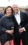 Amsterdam 8 juni 2024
Het Amsterdam diner in AFAS live . Vele Bekende mensen en zakenmensen kwamen naar het gala waar geld opgehaald wordt voor het aids fonds. Astrid Joosten en haar man Rob Peters