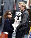Amsterdam 27 maart 2024
Barbara Sloesen met vriend Joost Hofman en hun hondje in het centrum van amsterdam.