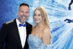 Scheveningen 9 juni 2024
Premiere Frozen in het Afas circustheater. Barry Paf met een kennis