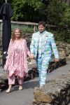 Arnhem 27 mei 2024
Trouwen Robbert de Nijs en zijn vrouw Sharon in Burgers Zoo. Zijn vader Rob de Nijs en moeder Belinda Meuldijk waren de getuigen . Belinda Meuldijk kwam met partner Thierry en zoon Yoshi de Nijs