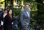 Amsterdam 6 juni 2024
Bert Koenders met zijn vrouw  in het westerpark