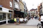 Groningen 1 juni 2024
Prinses Amalia zou vanaf volgend schooljaar aan de universiteit van Groningen gaan studeren . Ze is meerdere keren gezien bij VV dagen bij studentenvereiniging Vindicat . Vandaag was er een inloopdag in het hoofdgebouw van Vindicat . Cafe Soestdijk waar vroeger oa Prins Maurits en Prinses Marilene gewerkt hebben. In het cafe hangen oude fotos van oa Prinses Juliana Koning WA en Koningin Maxima Prins Maurits en Prinses Marilene .